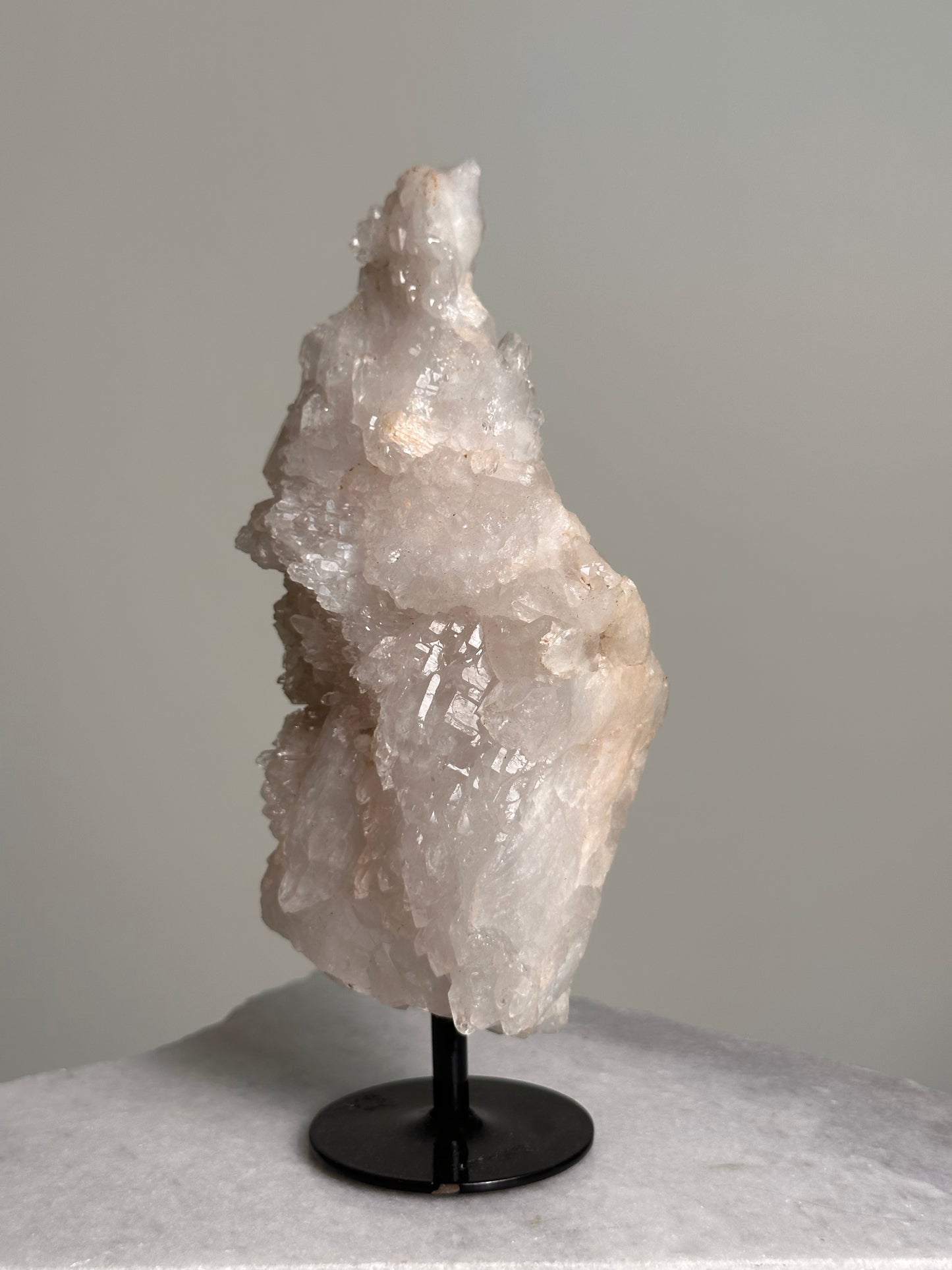 Bergkristal op standaard