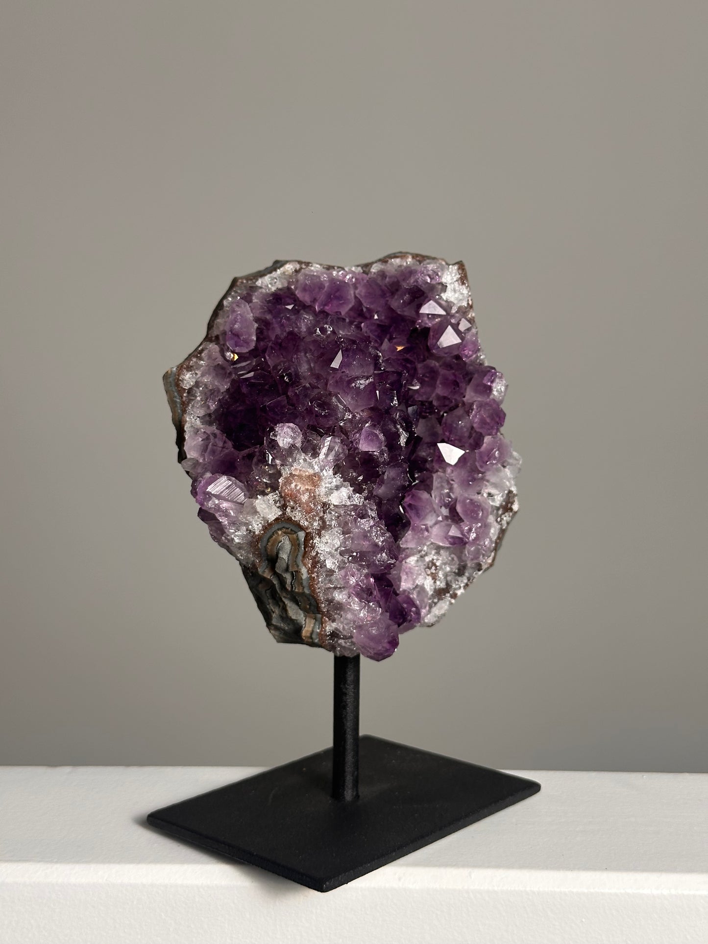 Amethist op standaard