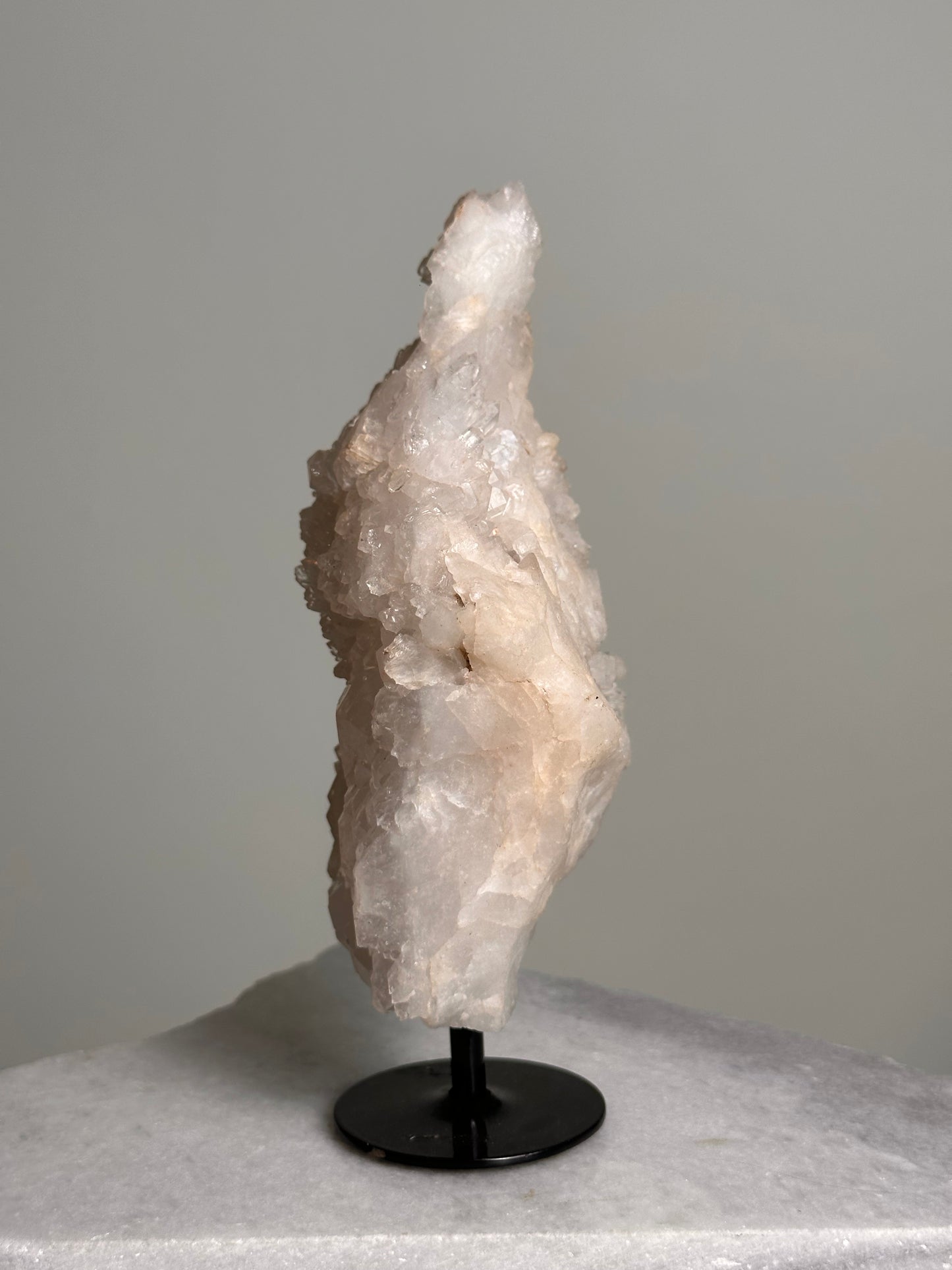 Bergkristal op standaard