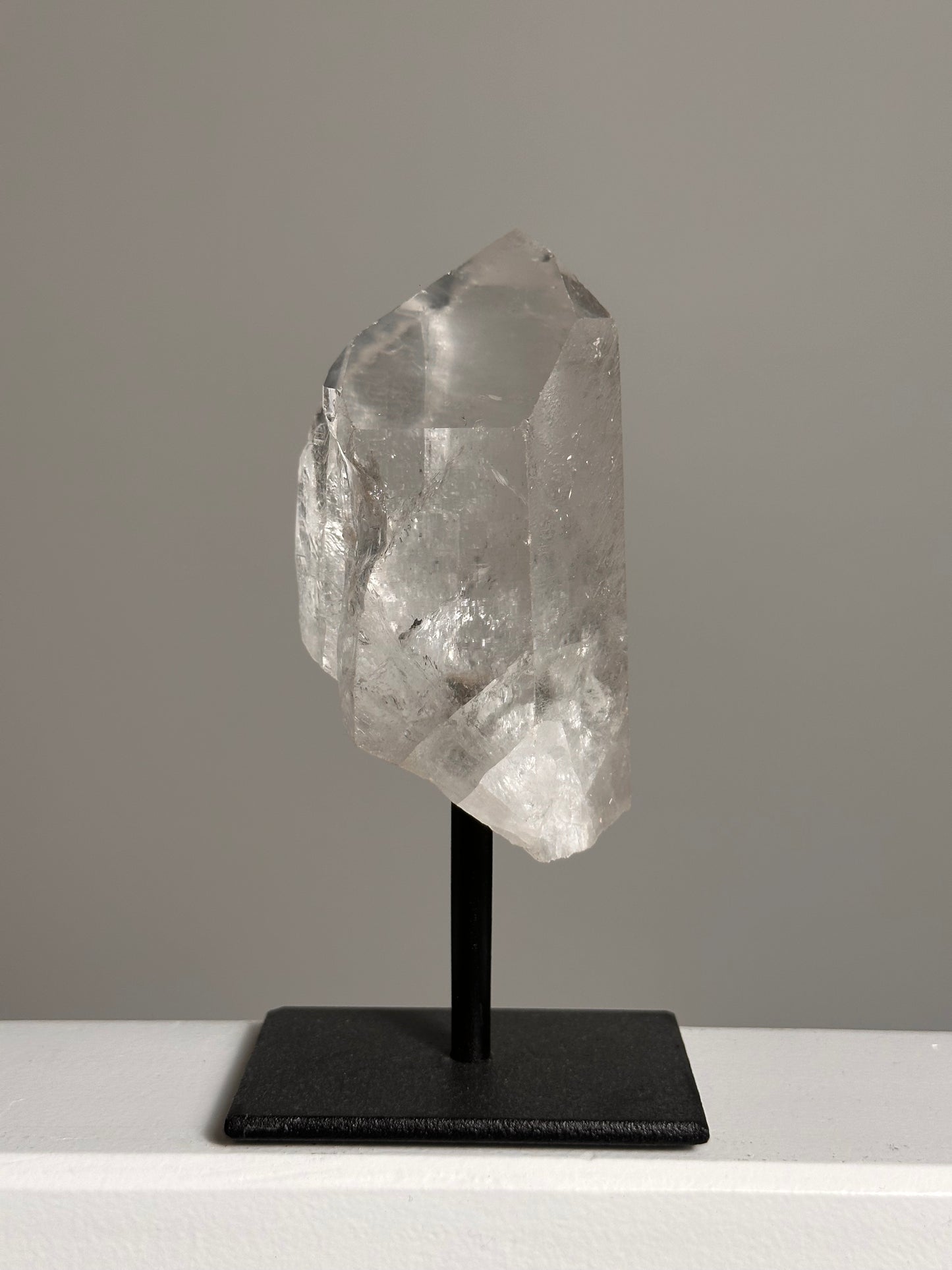 Bergkristal op standaard