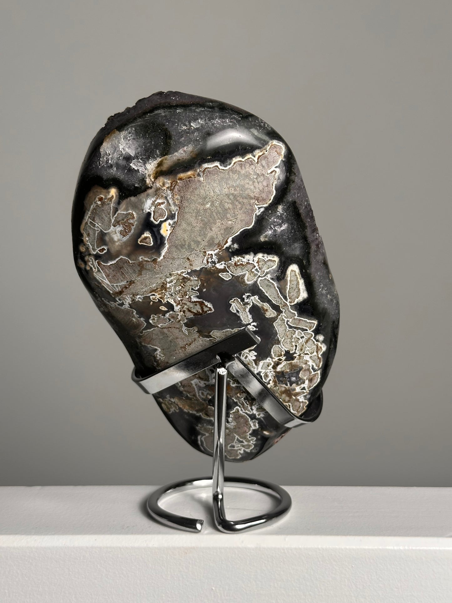 Amethist op standaard