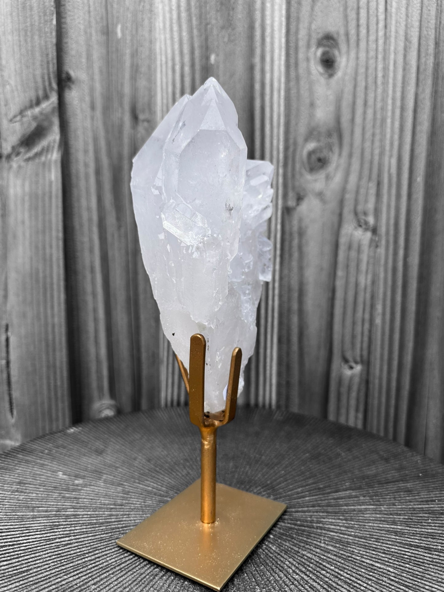 Clear Quartz op standaard