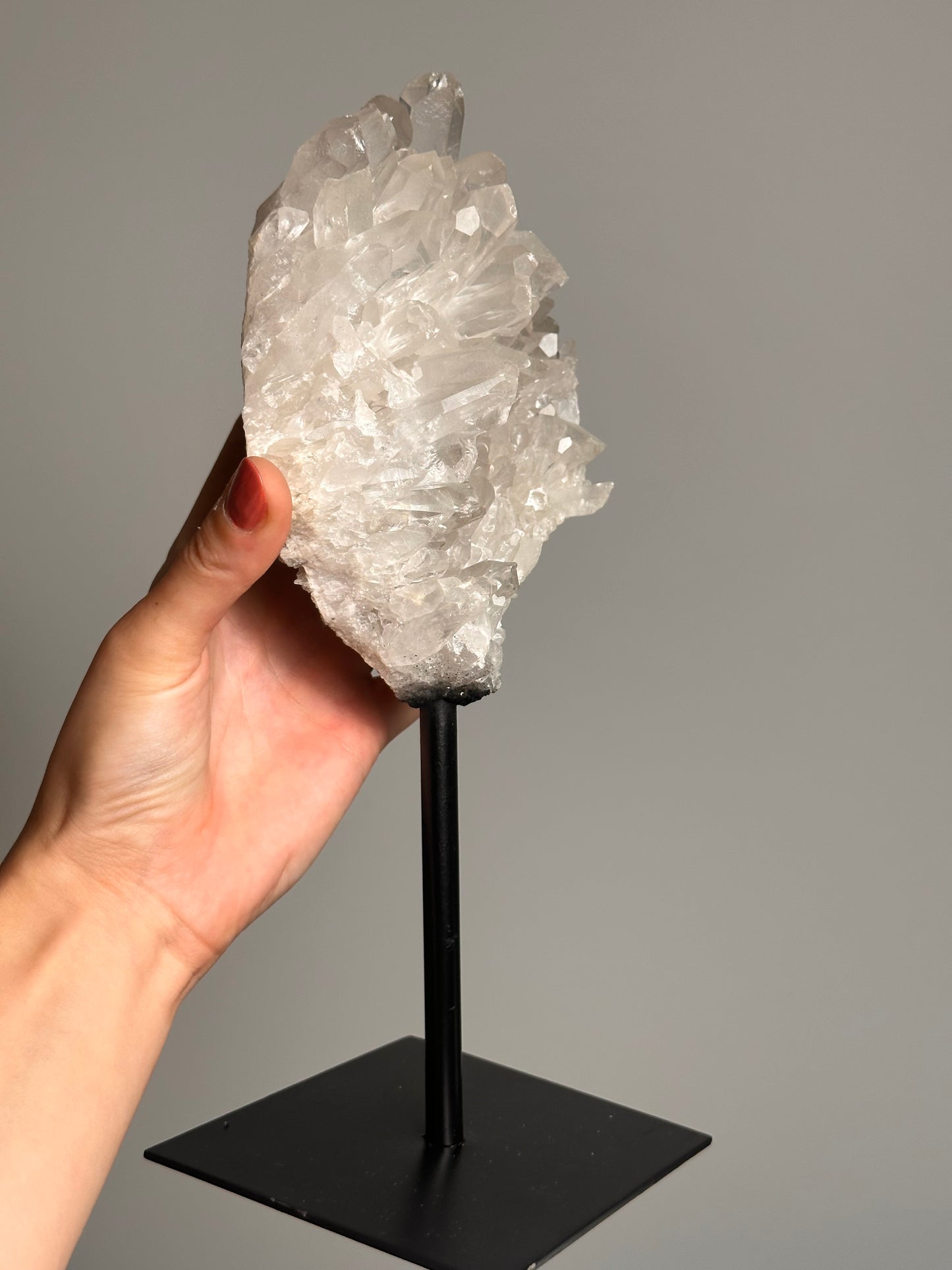 Bergkristal op standaard