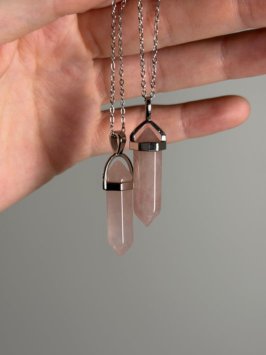 Rozenkwarts Point Necklace