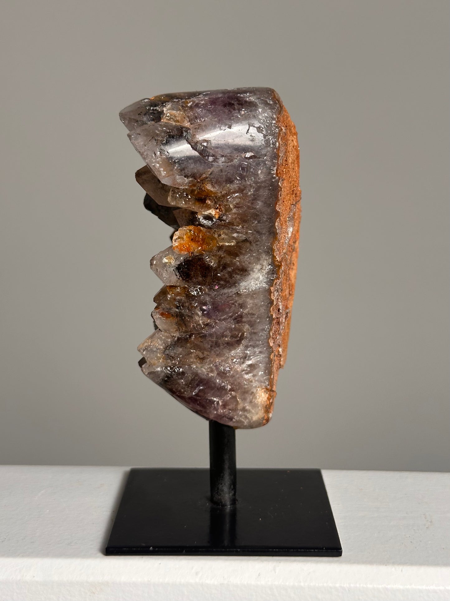 Amethist op standaard