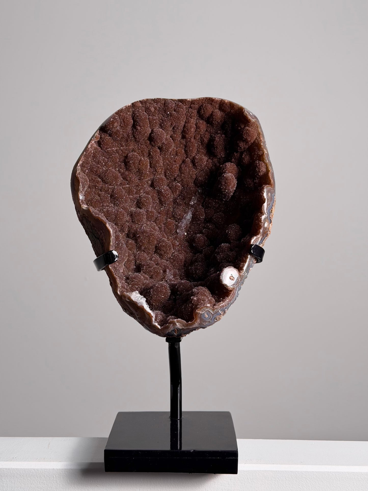 XL Rode Amethist op standaard