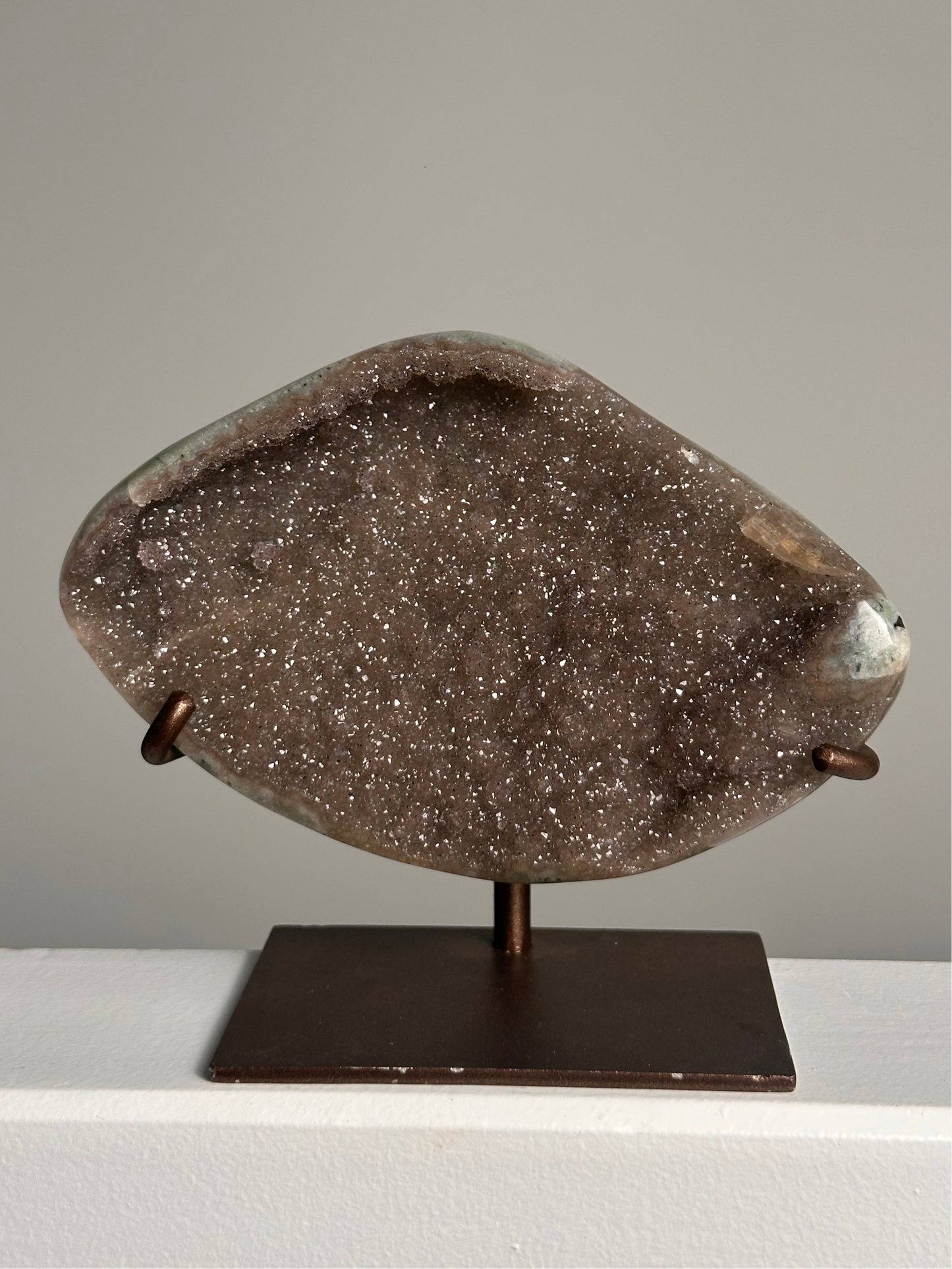 Amethist op standaard