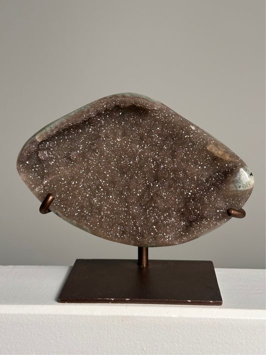 Amethist op standaard