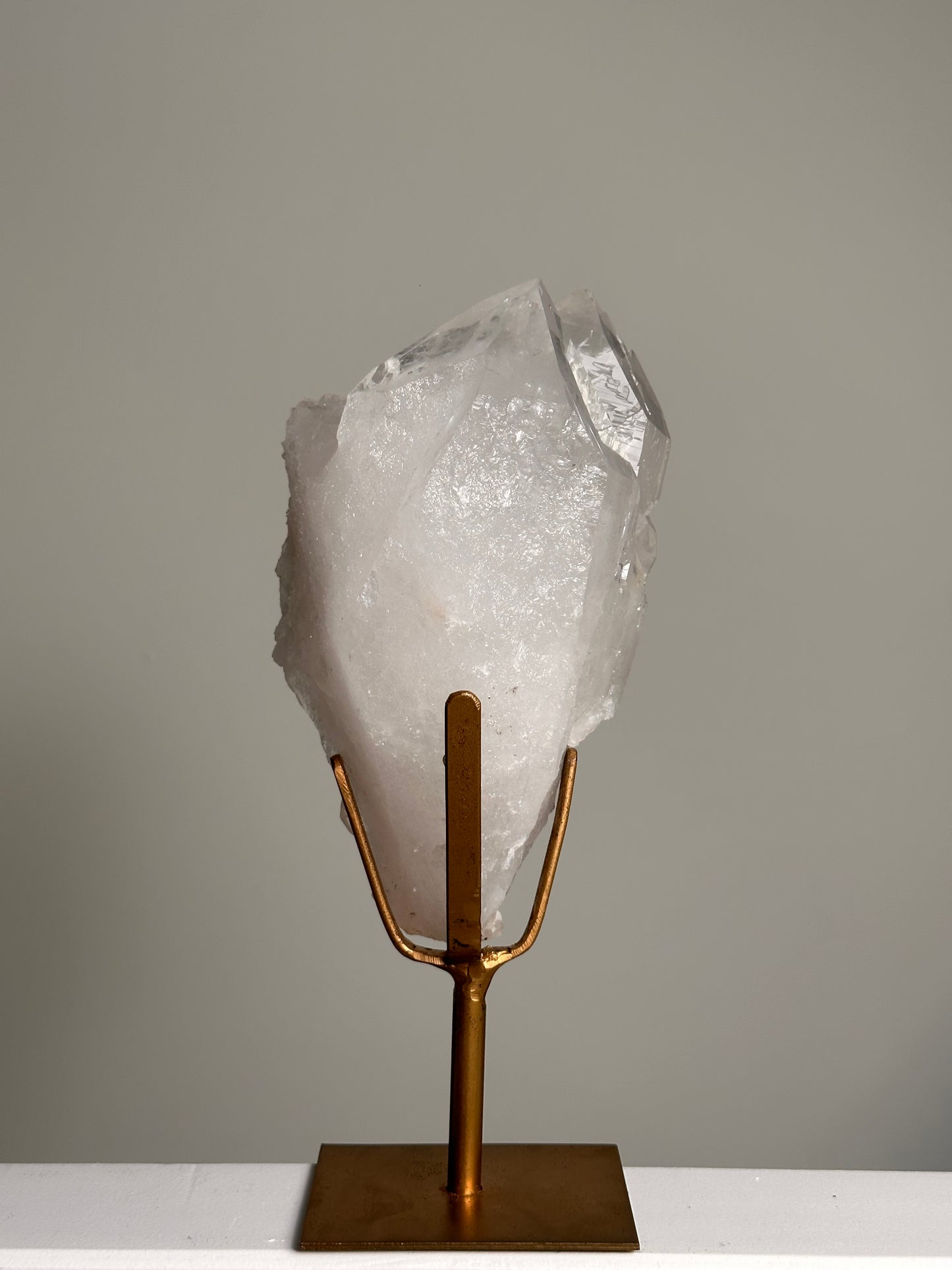 Bergkristal op standaard