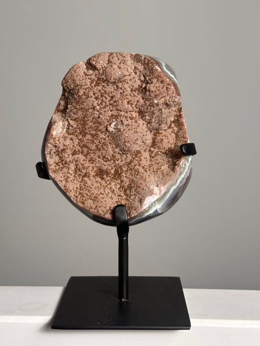 Agaat op standaard met Druzy