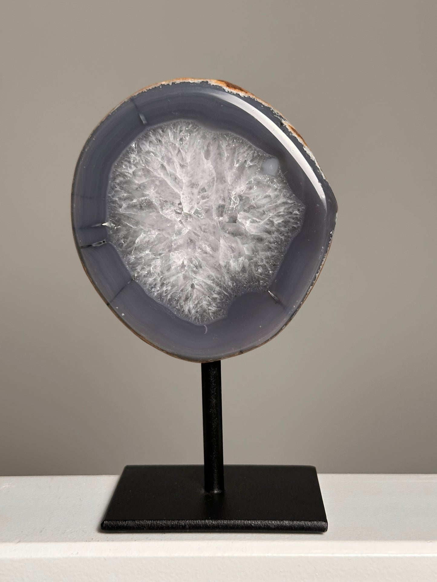 Ágata en soporte