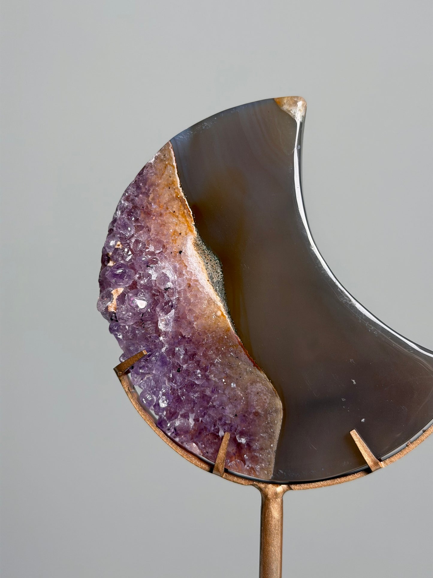 Agaat / Amethist Maan op standaard