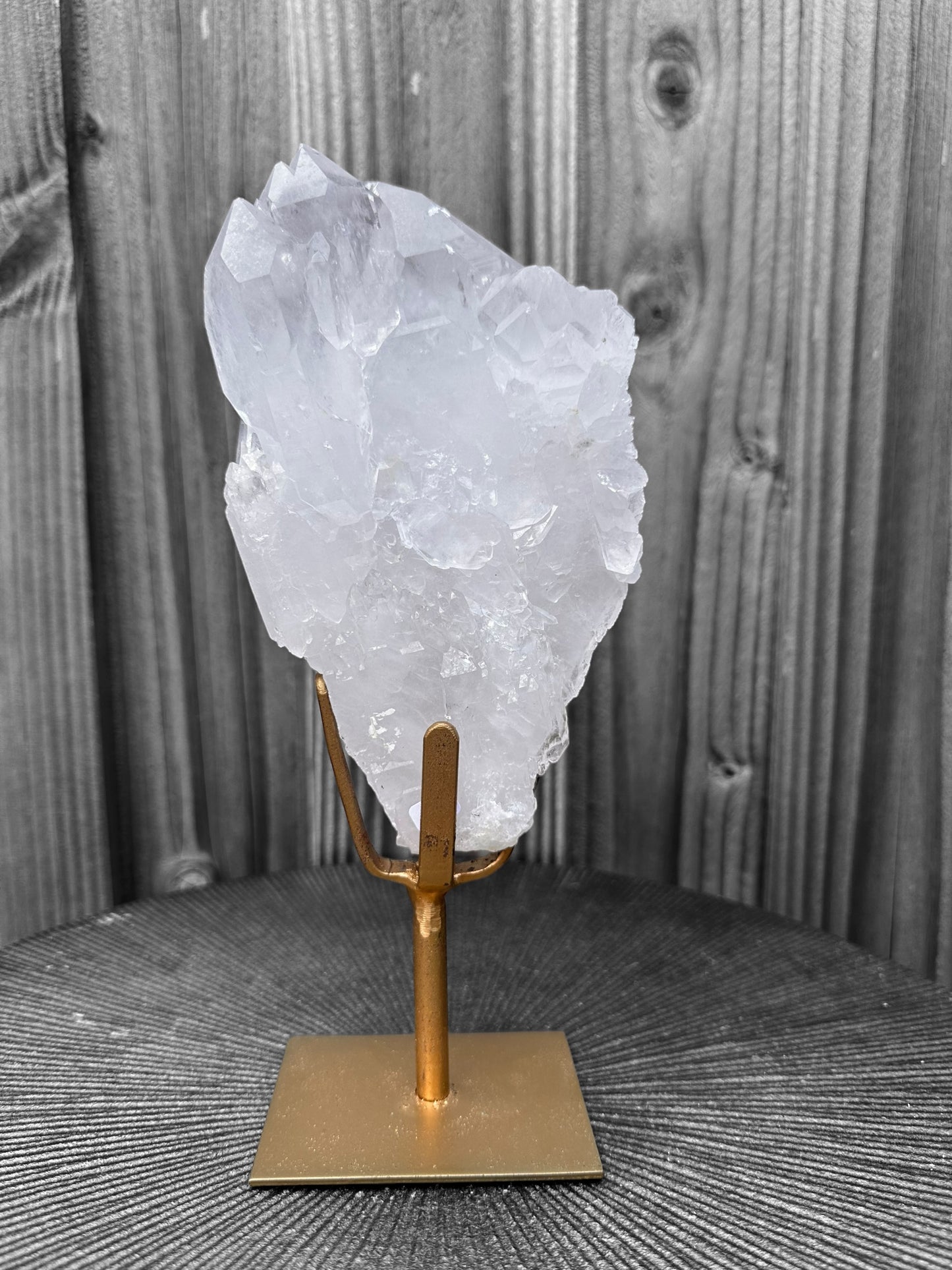 Clear Quartz op standaard