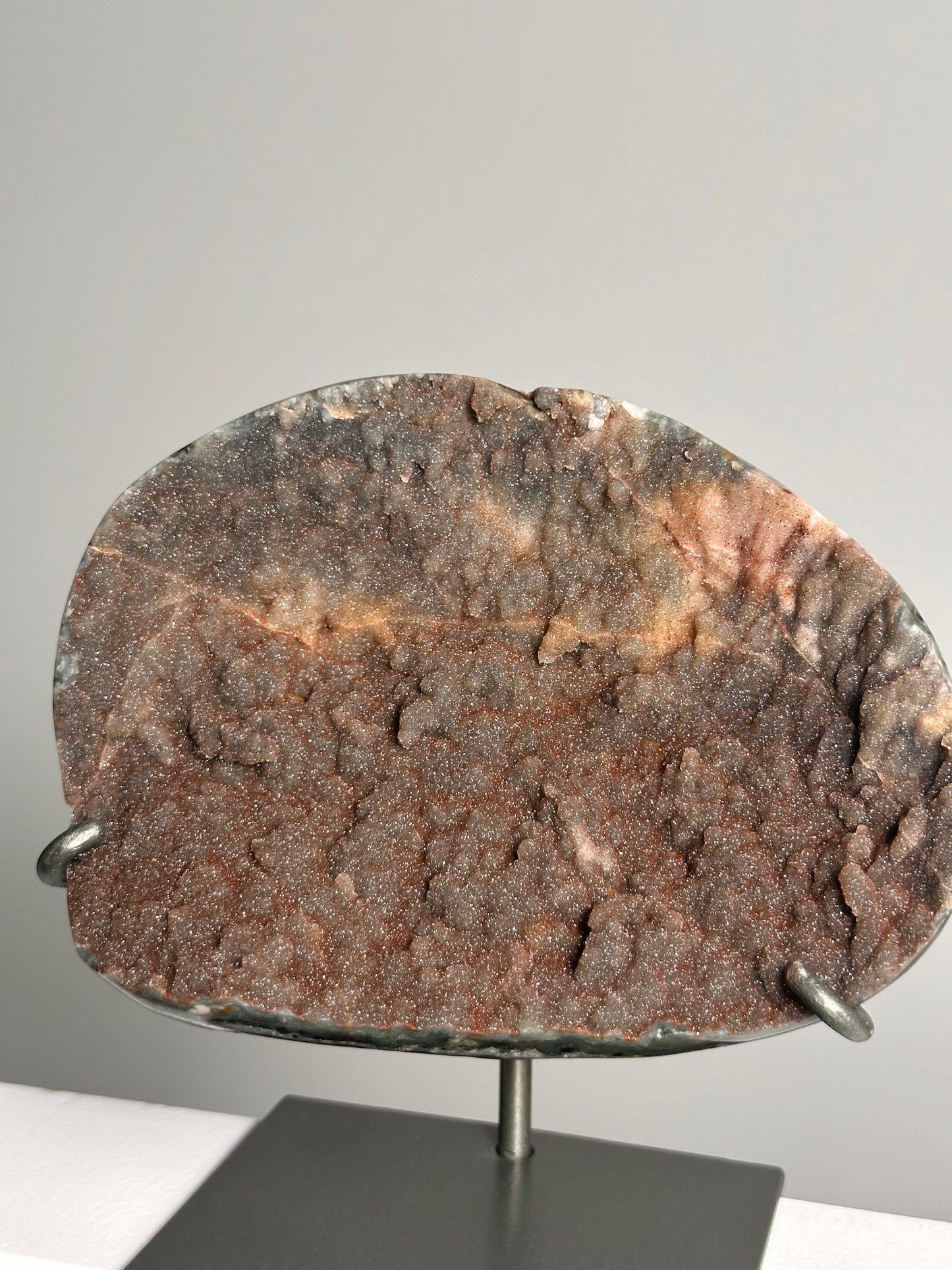 Amethist op standaard