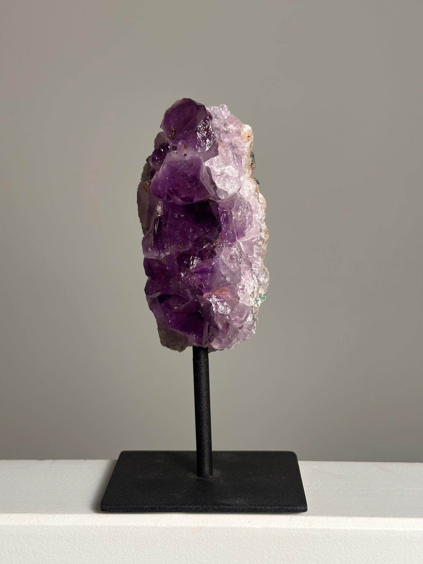 Amethist op standaard