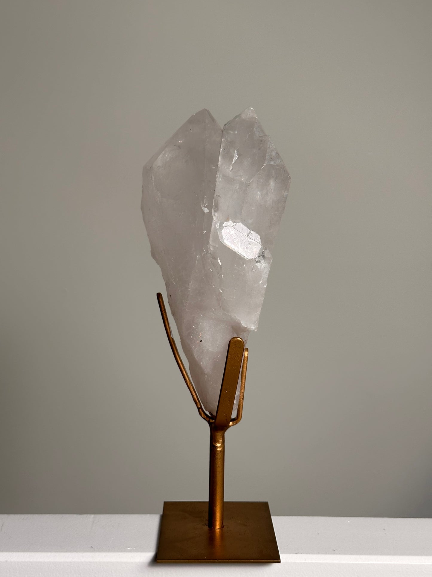 Bergkristal op standaard