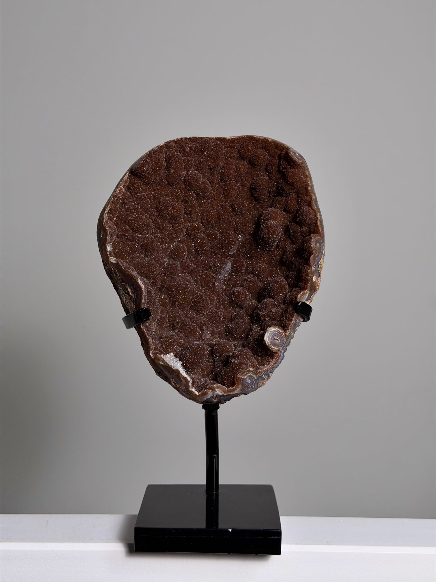 XL Rode Amethist op standaard