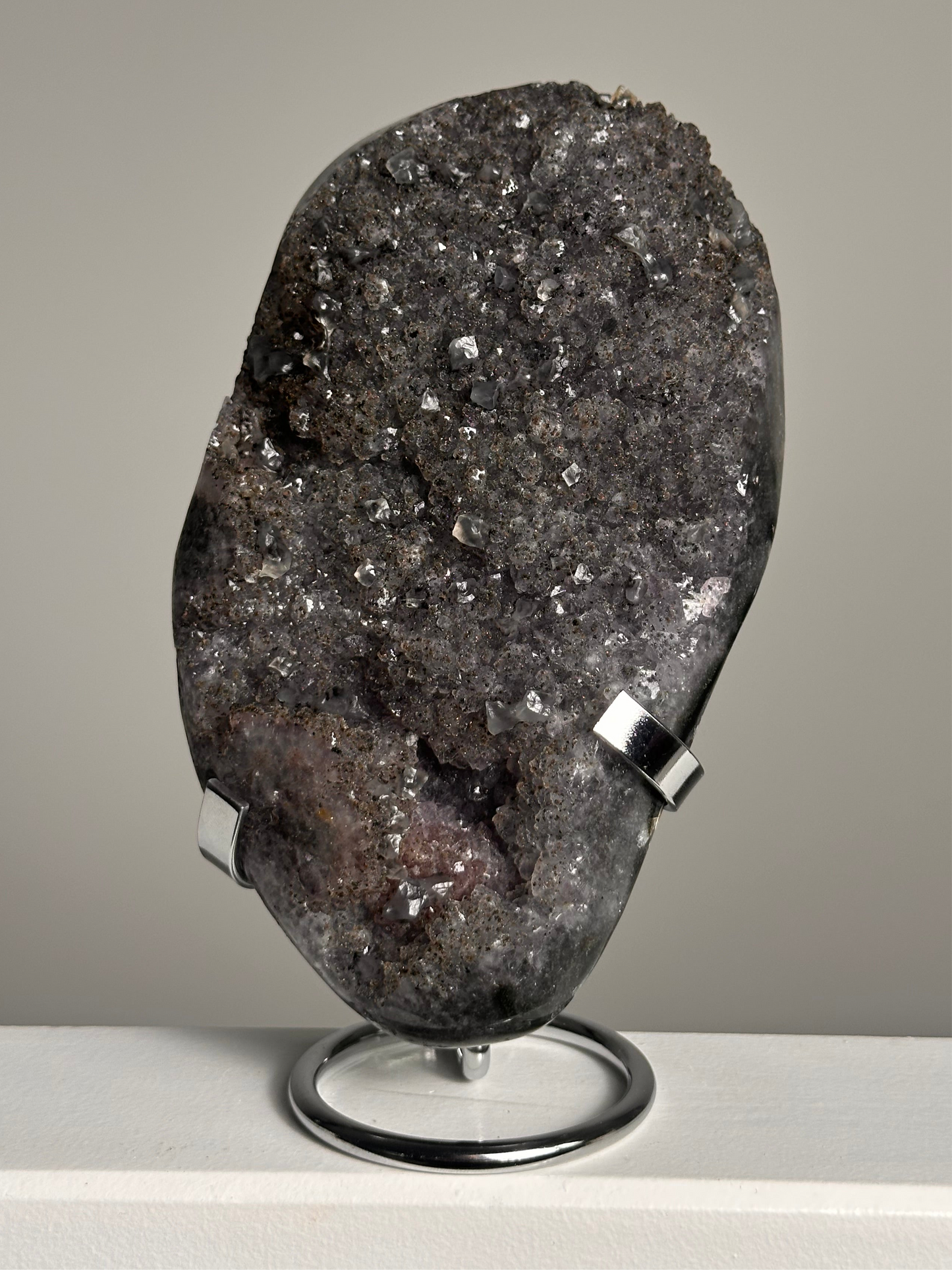 Amethist op standaard